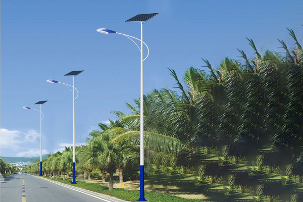 普兰太阳能路灯