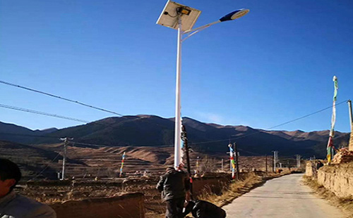 普兰智慧路灯安装必备设计要素：打造高效智能的城市照明系统