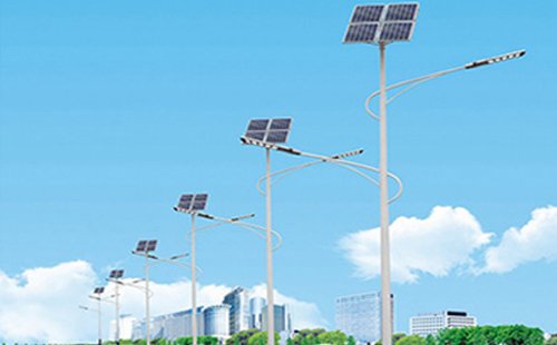 北方冬季普兰太阳能路灯的保养要点