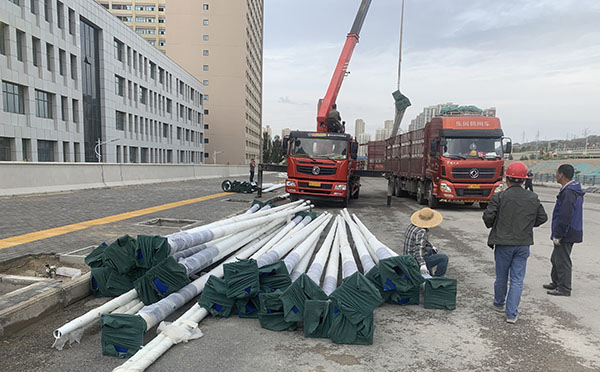 普兰太阳能路灯灯杆垂直度矫正方法与维护